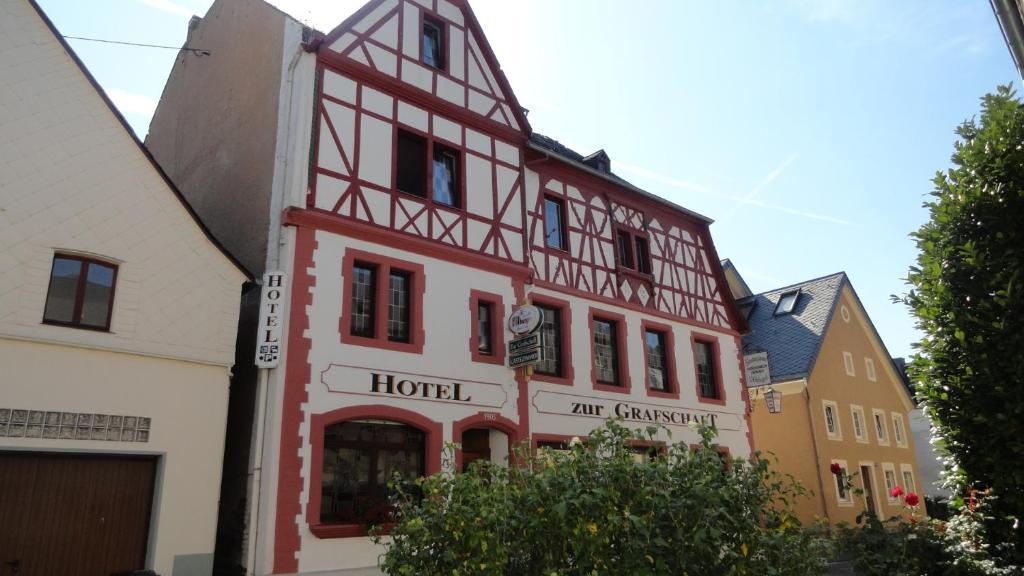 Hotel Zur Grafschaft Brauneberg Extérieur photo